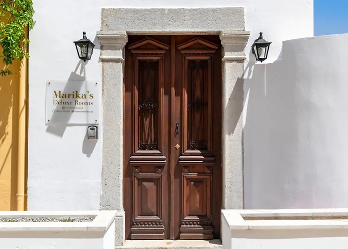 Marika's Deluxe Apartamento *